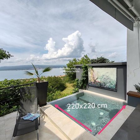 Art Gallery House With A Small Relaxing Pool Crikvenica Esterno foto