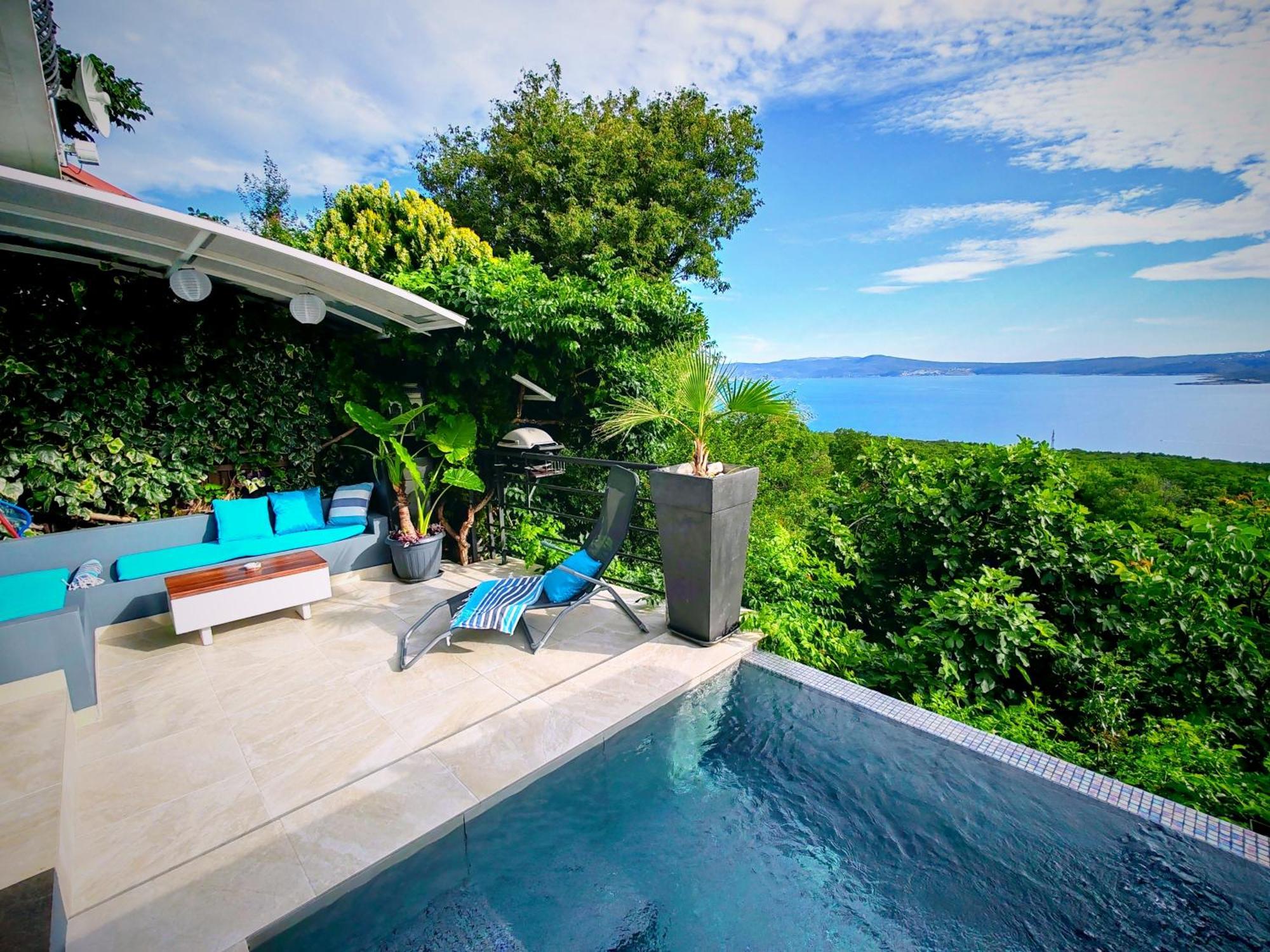 Art Gallery House With A Small Relaxing Pool Crikvenica Esterno foto
