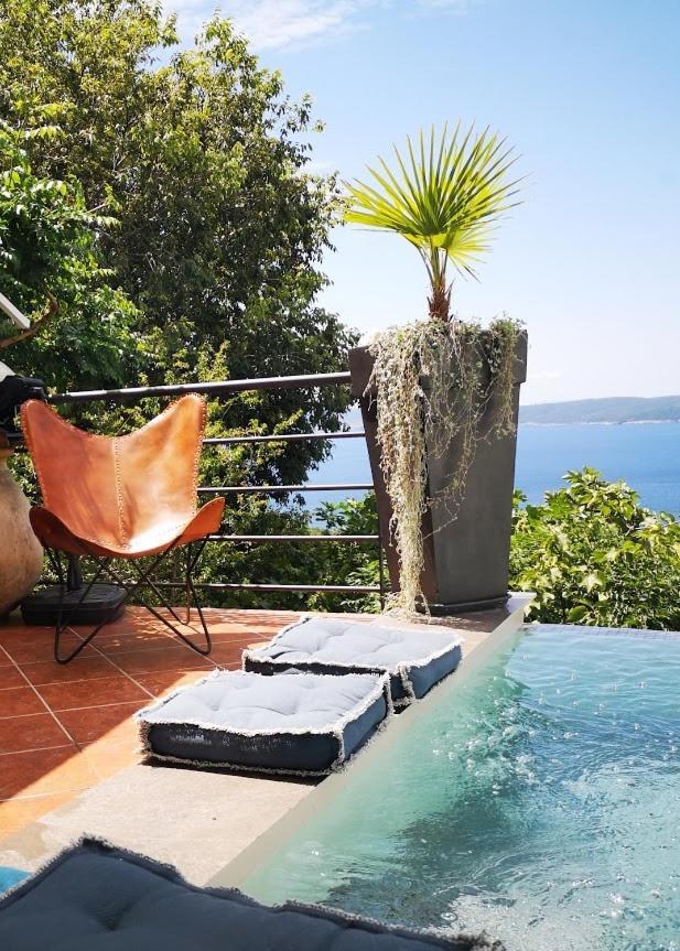 Art Gallery House With A Small Relaxing Pool Crikvenica Esterno foto