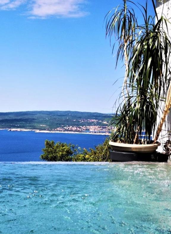Art Gallery House With A Small Relaxing Pool Crikvenica Esterno foto